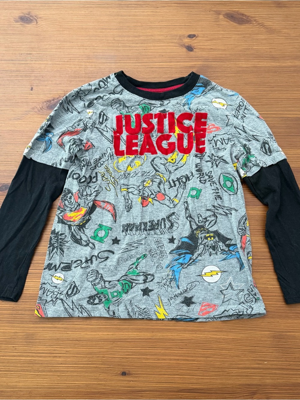4/$12 Justice League Long Sleeve Shirt - Small 6/7